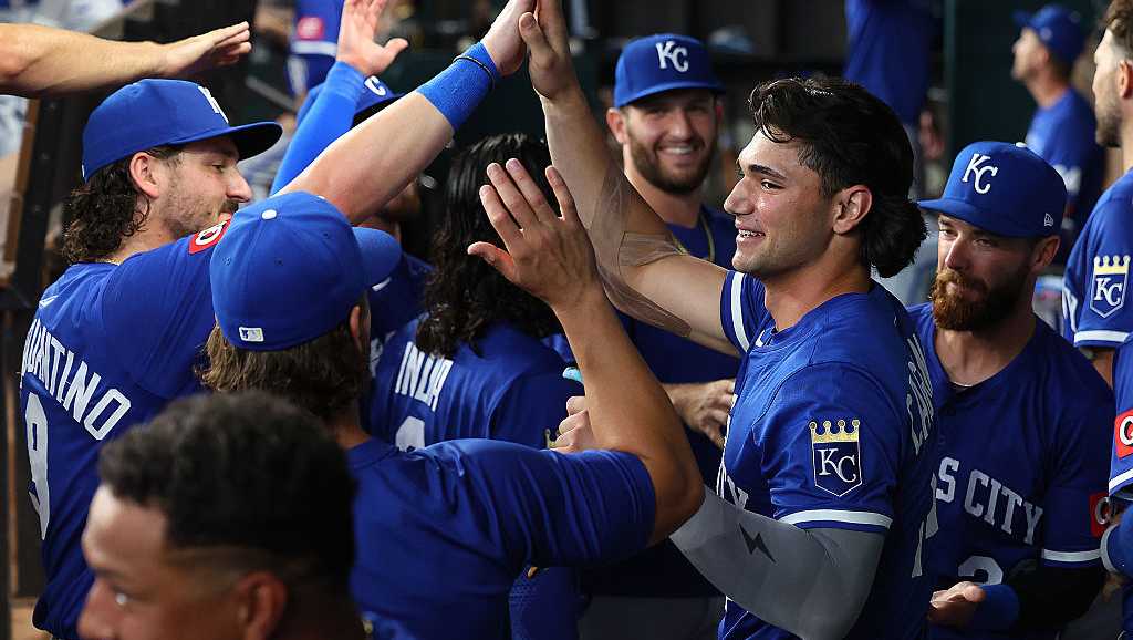 Caglianone hits first two homers in Royals win