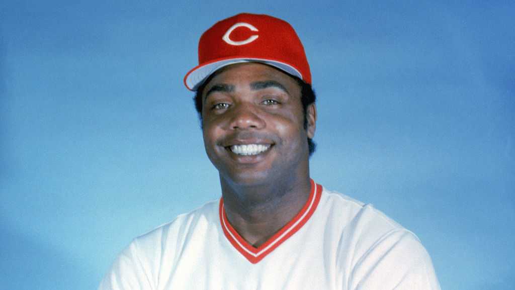Former Reds player Dave Parker dead at 74