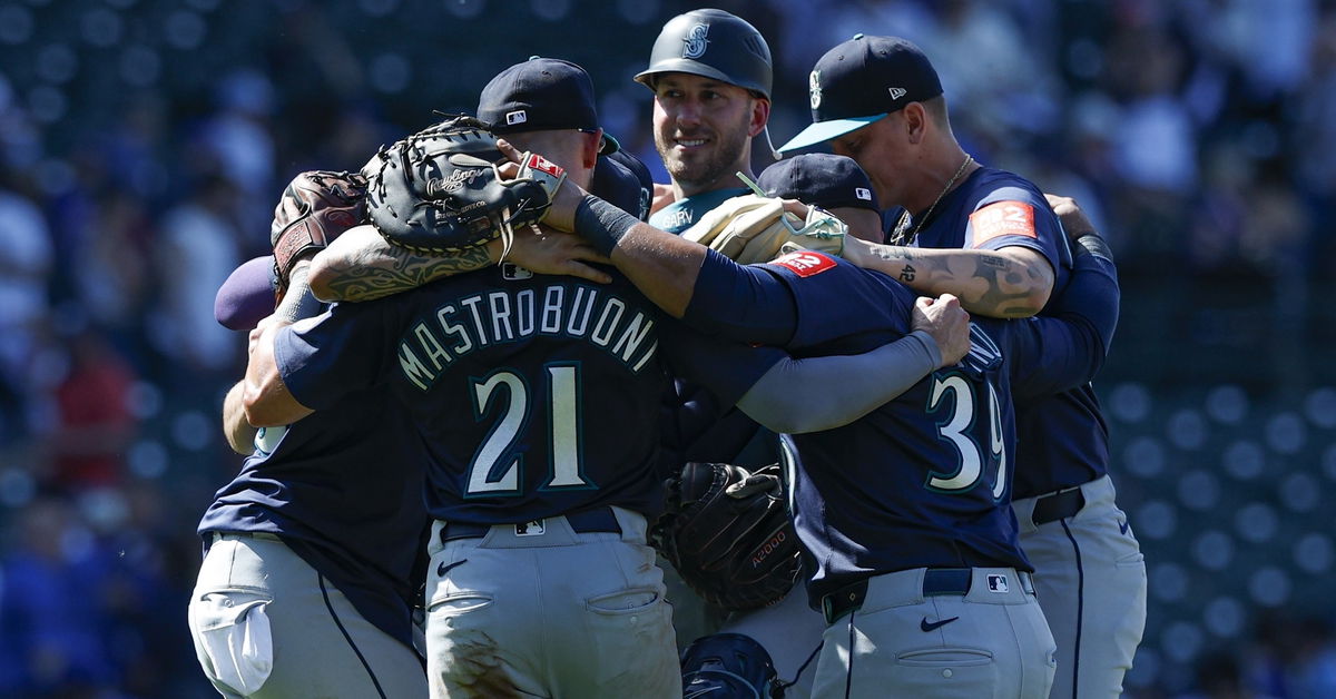 Game Recap: Mariners outslug Cubs for series win