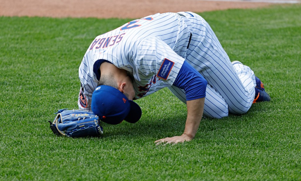 Kodai Senga injures his hamstring during the Mets-Nationals game on June 12, 2025. 
