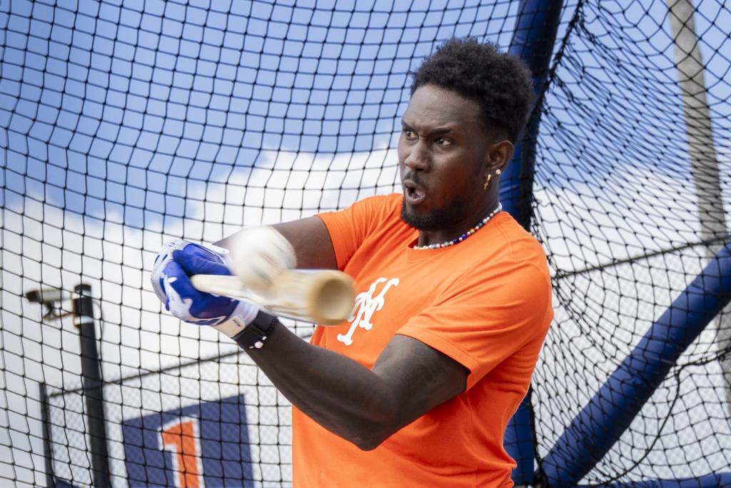 Mets calling up Ronny Mauricio after hot minors start