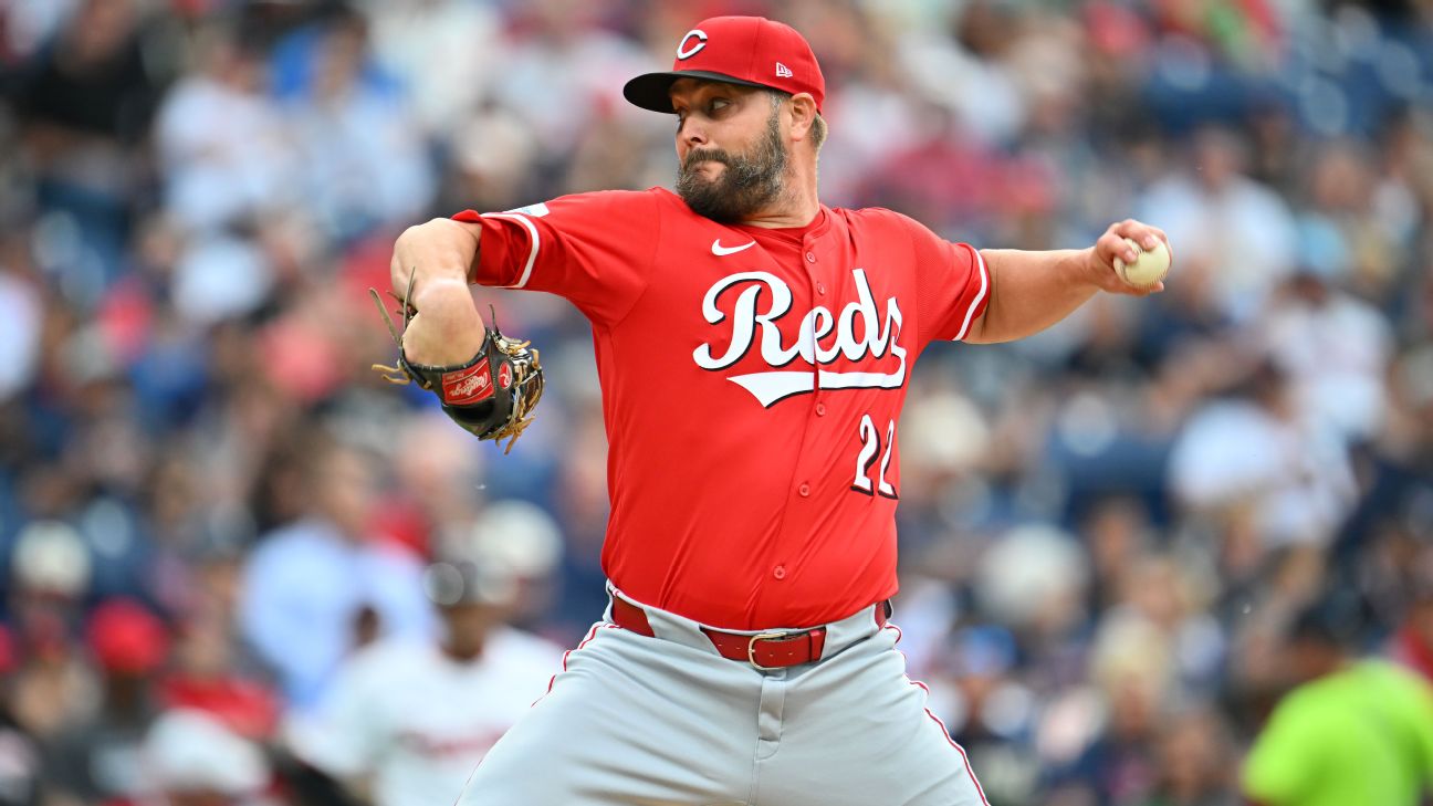 Reds' Wade Miley accused of being late Skaggs' drug supplier