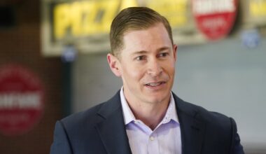 Walker Monfort promoted to Rockies executive VP in front office shakeup