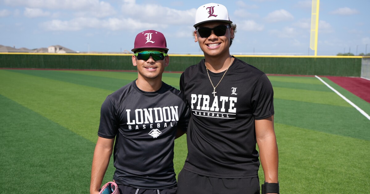 Olivares' brotherly bond leads London back to baseball State Championship