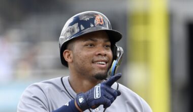 Tigers salvage series with Rays in dominant win