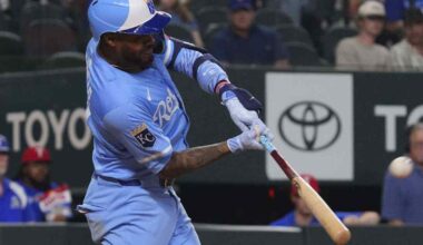 Behind Garcia, Royals' bats stay hot in 6-3 over Rangers