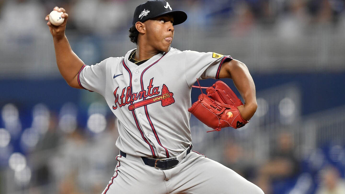 Braves' Didier Fuentes debuts vs. Marlins as youngest active player in the majors