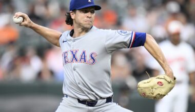 Jacob deGrom loses no-hit bid in 8th, leads Rangers over Orioles 7-0