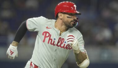Nick Castellanos returns to Phillies lineup after benching and makes game-sealing catch vs Marlins