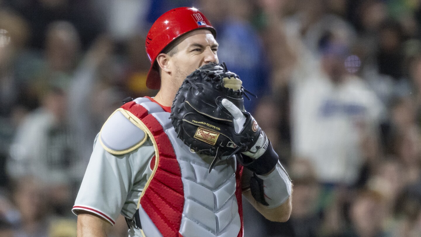 Phillies catcher J.T. Realmuto leaves game after being hit in area of protective cup by foul tip