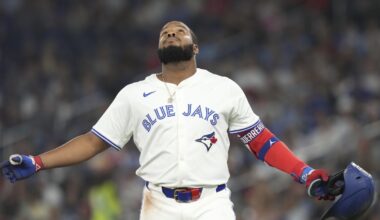 Alejandro Kirk has winning hit in ninth inning as Blue Jays beat Phillies 2-1