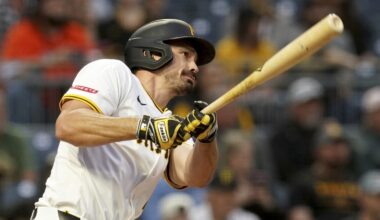 Bryan Reynolds' bases-loaded triple leads Pirates to season-high 4th straight win, 10-3 over Marlins