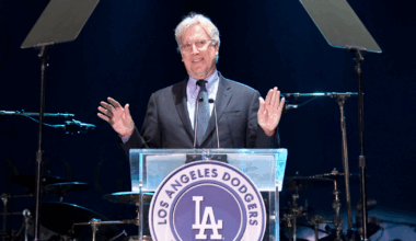 Late-inning rally: Dodgers donate $1 million toward immigrant families