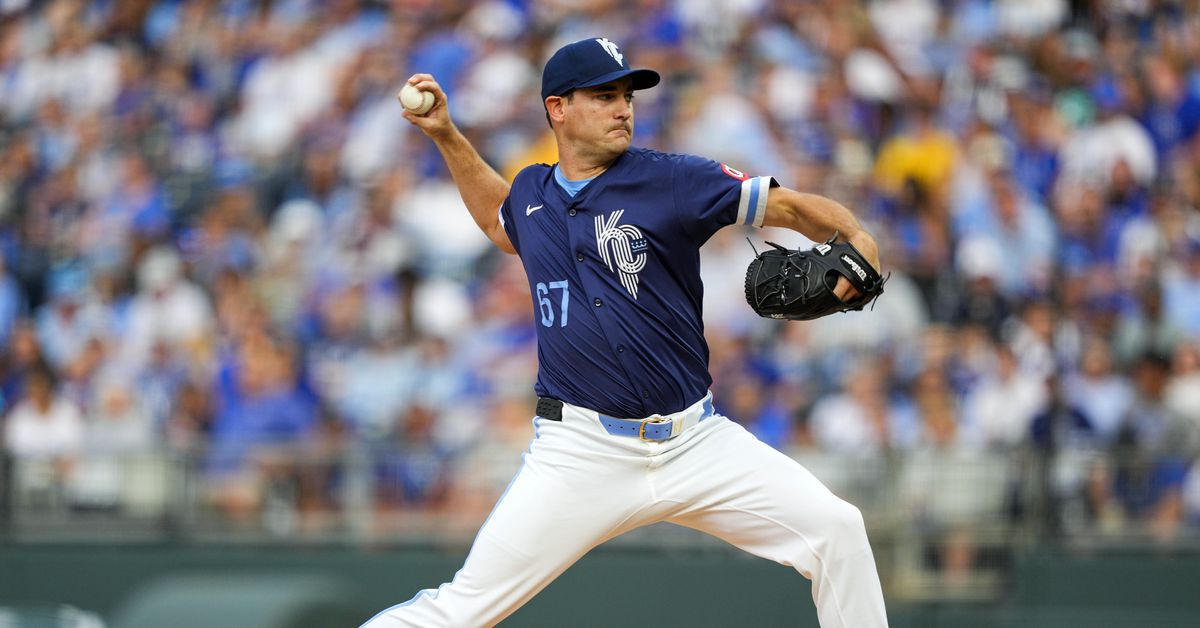 The Royals must not sell at the deadline—they must strike.