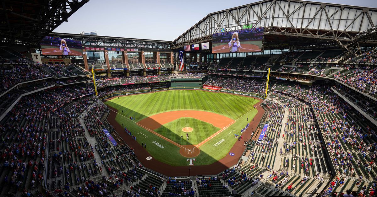 Kansas City Royals at Texas Rangers game thread