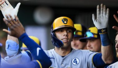 Brewers battle for their eighth-straight win, defeat Reds 3-2