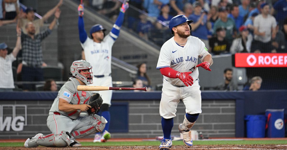 Ah nuts: Blue Jays 2, Phillies 1
