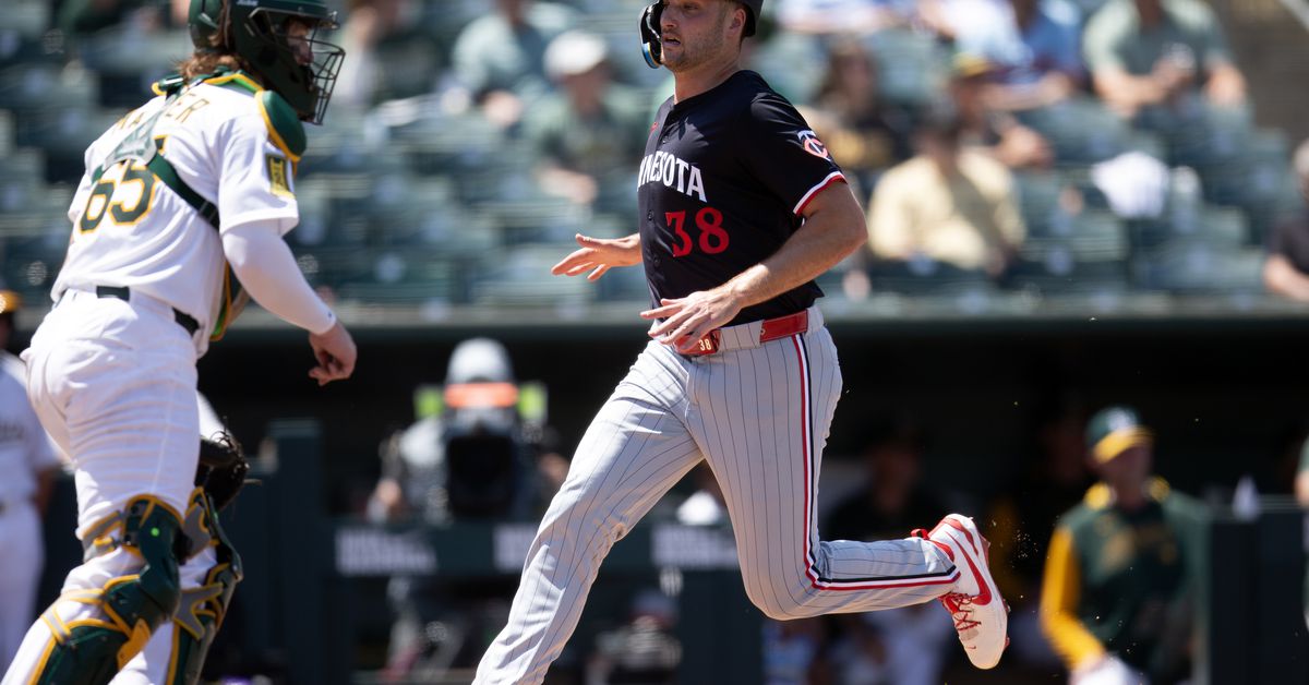 View From The Other Side: Twins Questions for Benjamin Jones from Twinkie Town