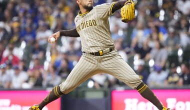 Pitching, defense help Padres beat Brewers