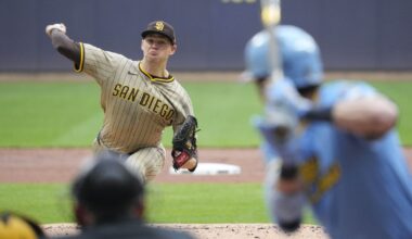 Padres lose to Brewers in walk-off fashion