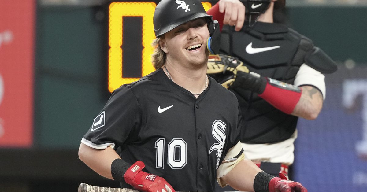 Chicago White Sox Scores & Standings: Rangers’ bullpen game handcuffs inept White Sox offense, 3-1