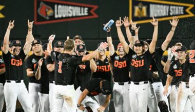 Men’s College World Series: LSU and Coastal Carolina advance to Final
