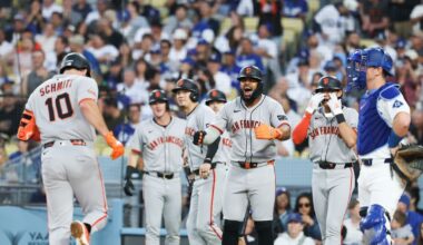 Giants flex rare power to catch Dodgers in NL West standings
