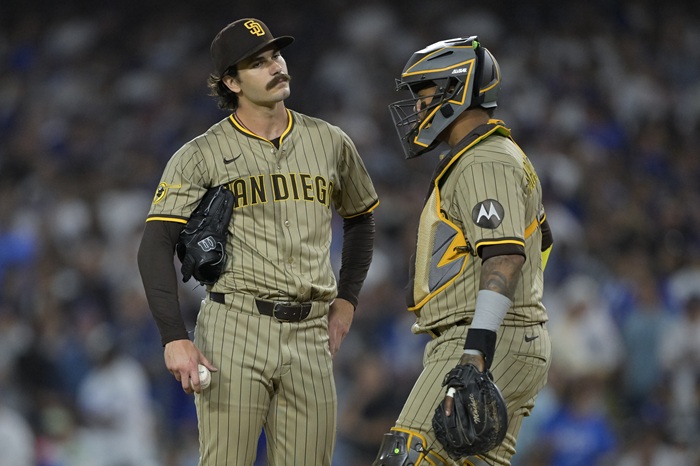 Cease knocked around, Padres can't keep up with Dodgers in series opener
