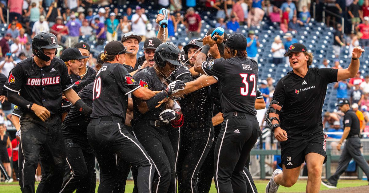 Louisville marches on in Omaha with dramatic 7-6 win over Oregon State