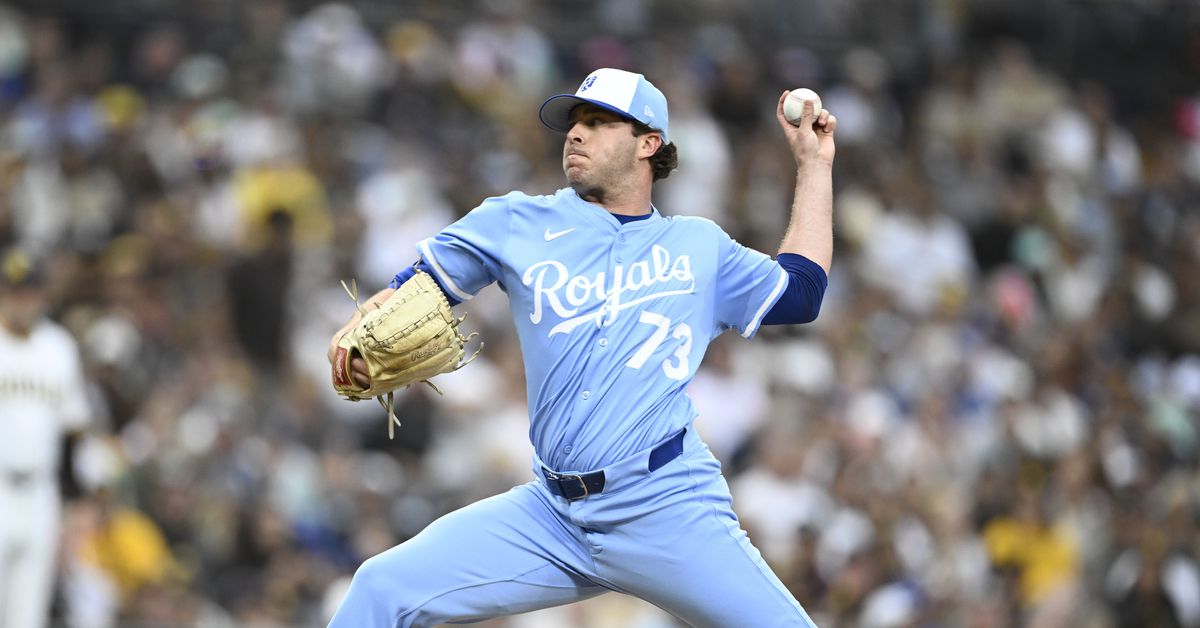 The Royals offense reverts to form, they lose to the Padres 5-1
