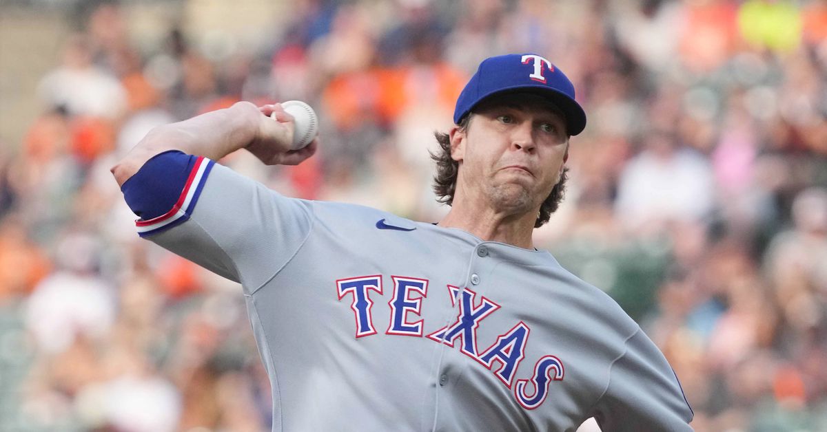 Jacob deGrom flirts with perfection as Texas Rangers claim series