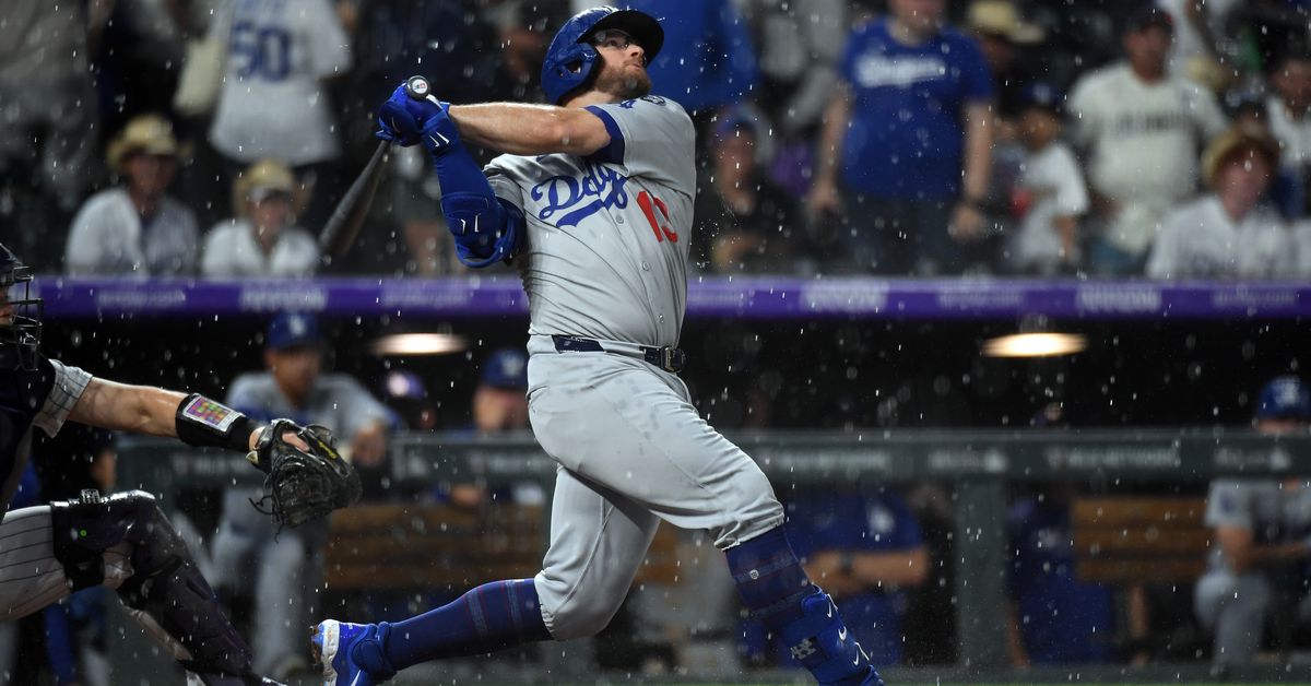 Los Angeles Dodgers 8, Colorado Rockies 1: The rain delay didn’t stop Max Muncy