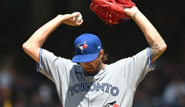 Gausman Throws 8 Shutout Innings, Jays Beat Guardians
