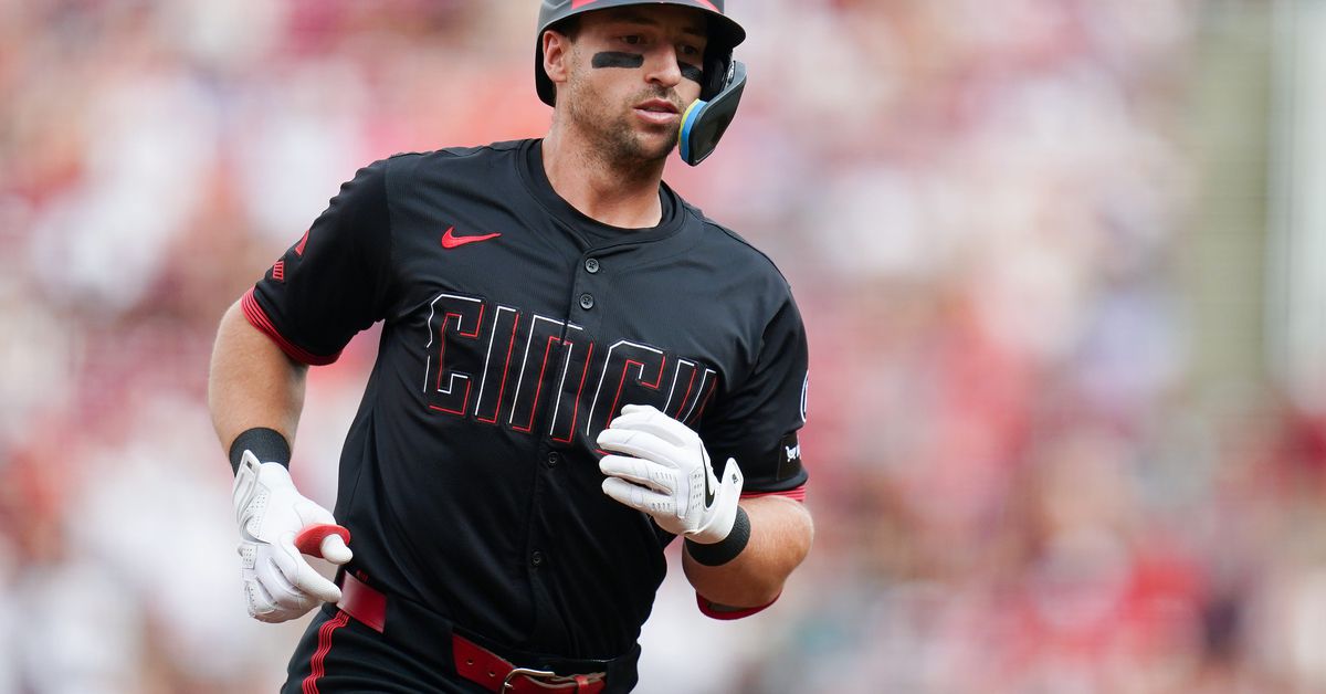 MLB Week 13 Hot or Not: Spencer Steer slams three home runs in one game