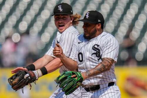 Lenyn Sosa homers twice to lead White Sox past Diamondbacks 7-3