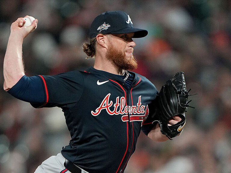Braves DFA Kimbrel after 1 appearance