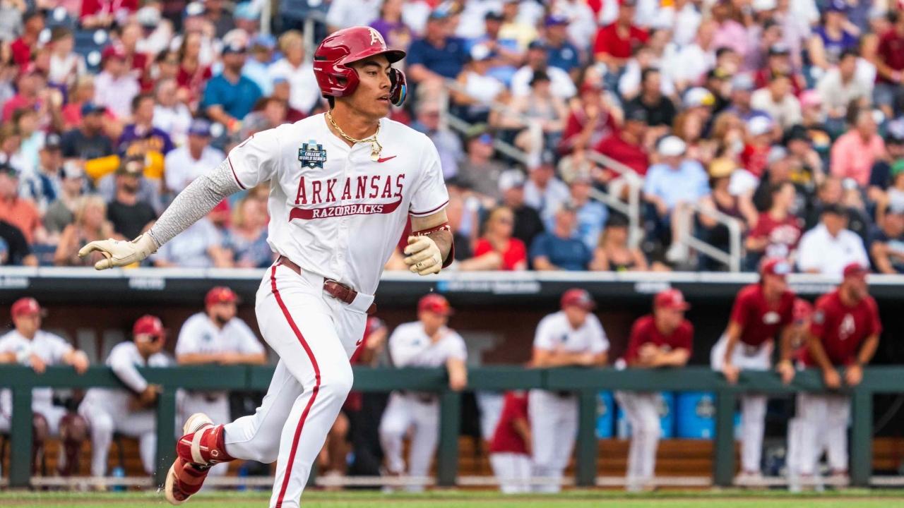 Arkansas' Wehiwa Aloy named 2025 Golden Spikes Award winner