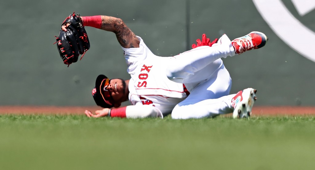 Walker Buehler struggles, Red Sox squander chances in loss to Blue Jays