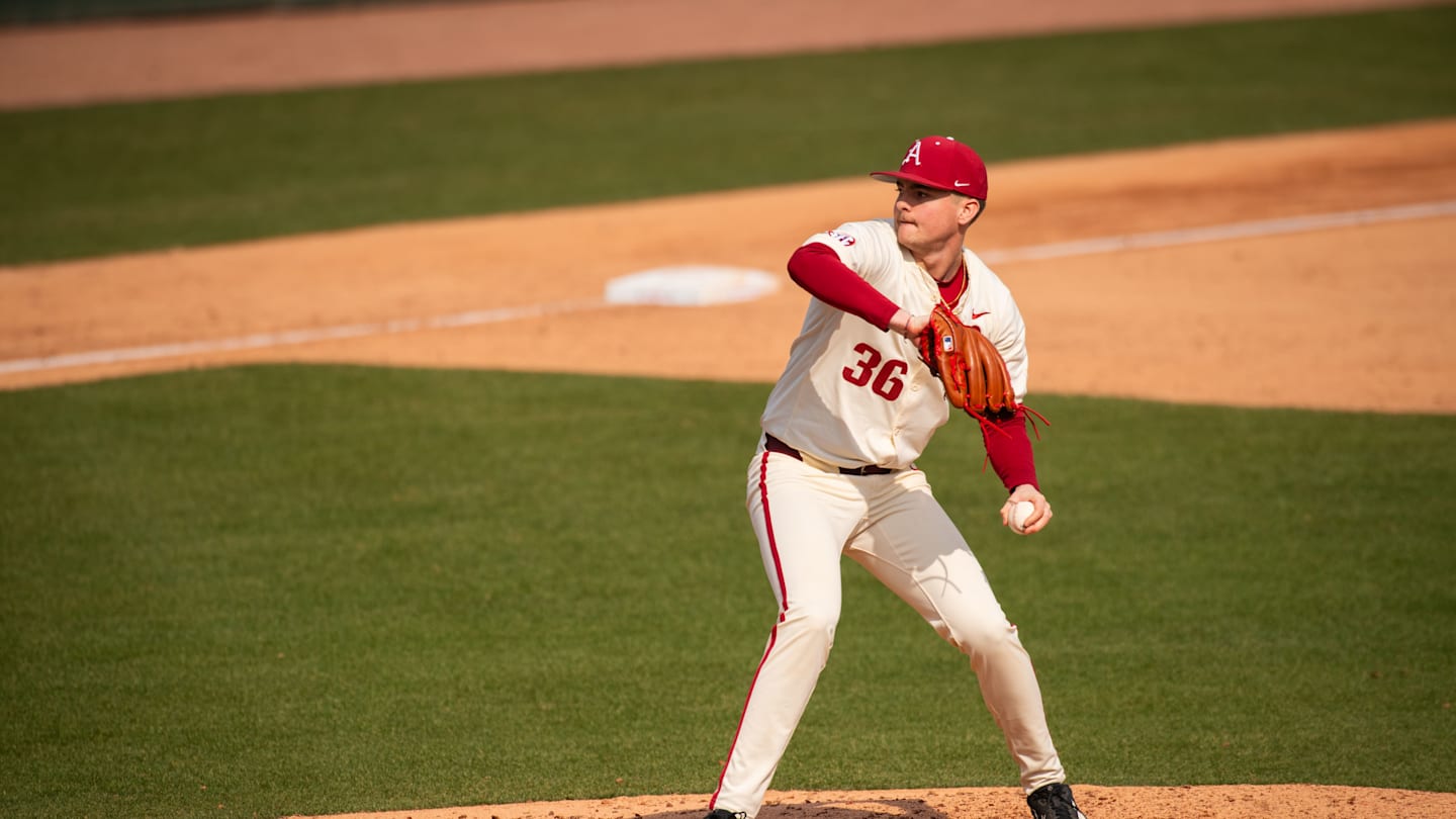 Arkansas Razorbacks retain pitcher selected in MLB Draft
