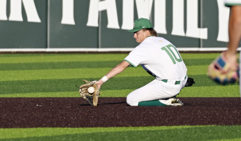 SE baseball team opens tourney play | News, Sports, Jobs