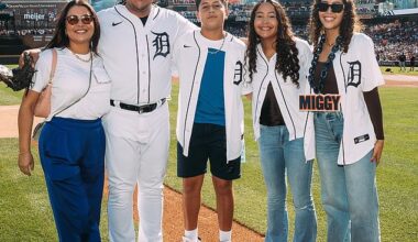 Miguel Cabrera (2L) has divorced his wife Rosangel (L) after 23 years of marriage