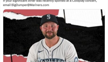 Baseball's All-Star break couldn't stop the Seattle Mariners social media team from picking up a 'W' on Thursday night, thanks in large part to Cal Raleigh's nickname: Big Dumper