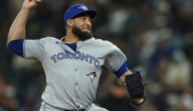 Blue Jays place Yimi Garcia on 15-day IL