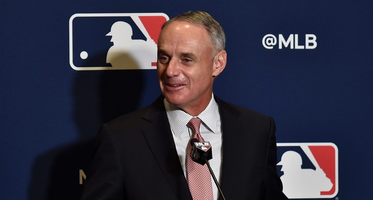 NBC, Apple, ESPN have bid for 'Sunday Night Baseball' package