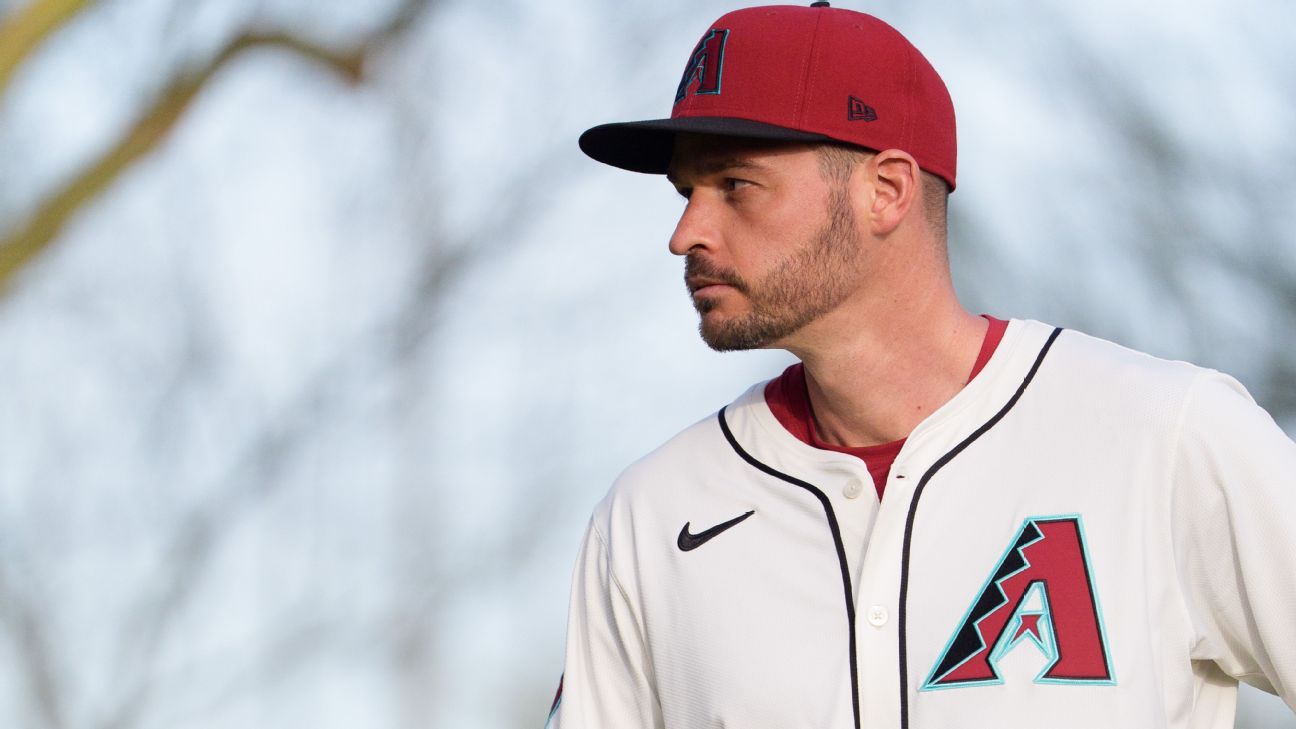 Trey Mancini opts out of minor league deal with Diamondbacks