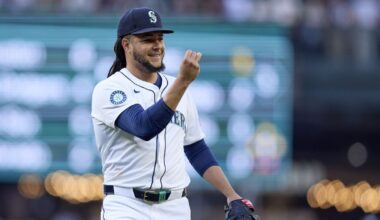 Luis Castillo dominates as Mariners take 1-0 win over Pirates