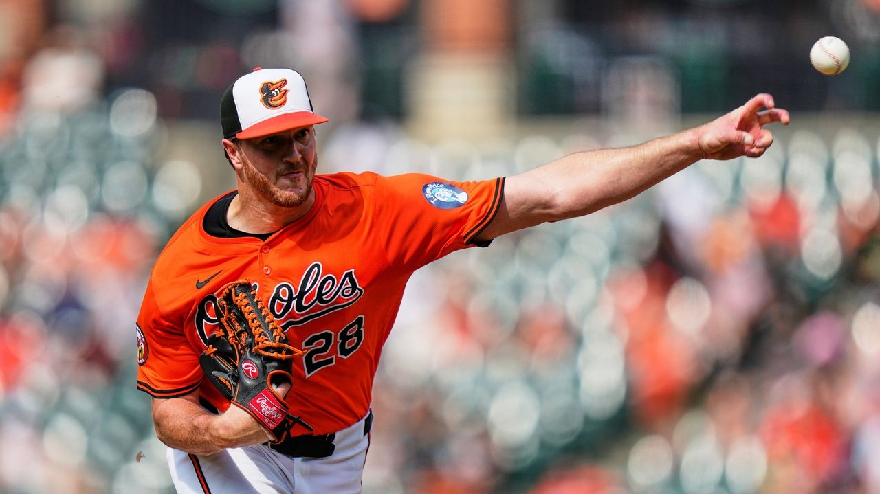 Janson Junk outduels former Marlin Trevor Rogers as Miami beats Orioles 6-0
