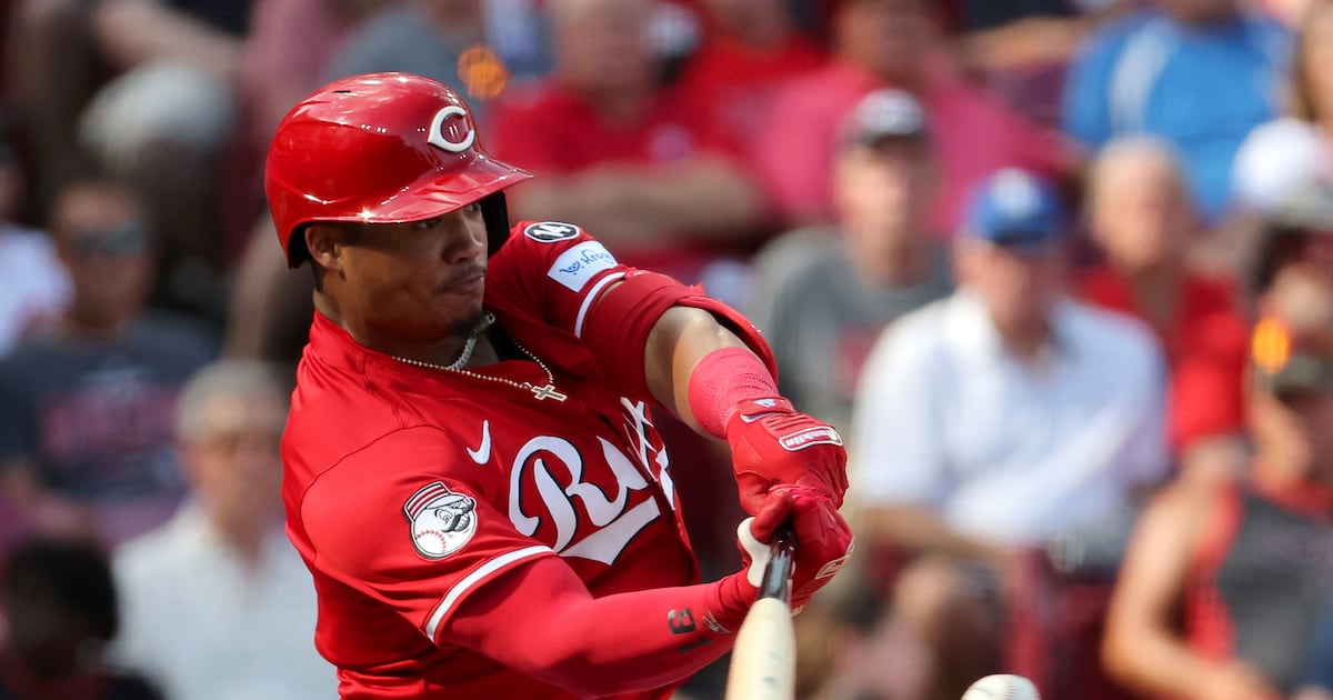 Cincinnati Reds walk it off for 4-3 win against last-place Rockies