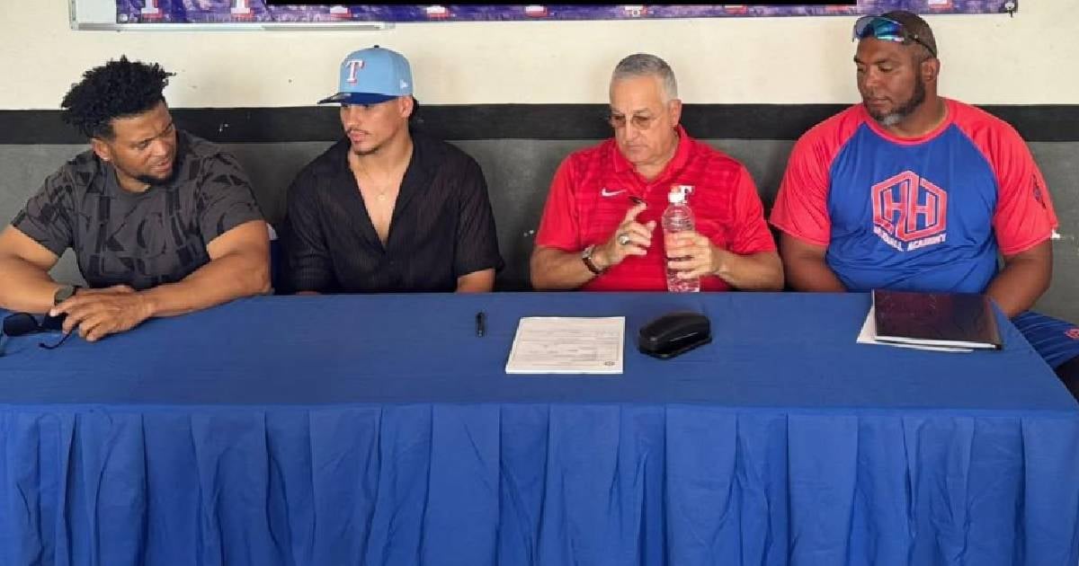 Talented Cuban pitcher Miguel Neira signs with the Texas Rangers