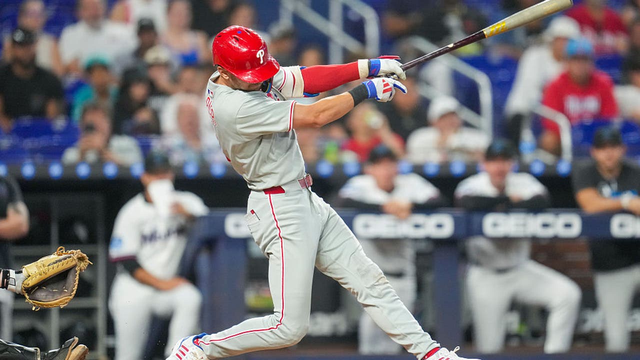 Trea Turner hits leadoff homer to help Phillies to 5-2 win over the Marlins